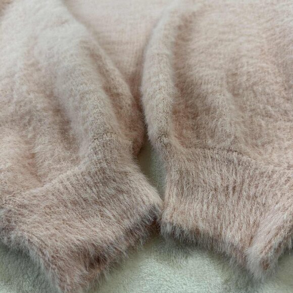 NWT RUE21 Soft Blush Pink Fuzzy V-Neck Balloon Sleeve Sweater – (2X) - Picture 4 of 14